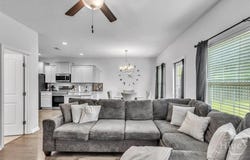 592 Brightleaf Circle, Hinesville, GA 31313