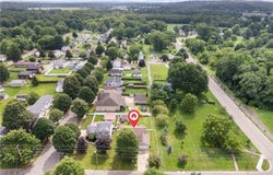 220 Cleveland Avenue SE, Brewster, OH 44613