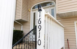16910 Lawrence Drive, St Robert, MO 65584