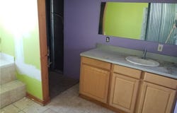 1038 E 5TH Street, Kansas City, MO 64106