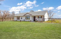 698 Hackberry, Van Alstyne, TX 75495