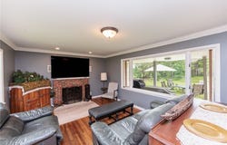 10229 State Road, North Royalton, OH 44133
