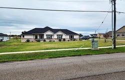 1411 Old Thorndale Rd, Taylor, TX 76574
