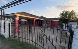 1558 Eidson Rd, Eagle Pass, TX 78852
