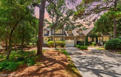 105 Oceangreens Lane, Oak Island, NC 28465