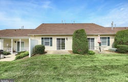 4101 WOODSPRING LANE, YORK, PA 17402