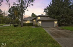 13665 Thistlewood Drive W, Carmel, IN 46032