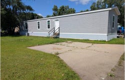 76 Rose Park, Melrose, MN 56352