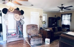 706 County Road 4599, Boyd, TX 76023
