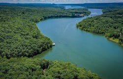 5 Bay Shore Drive, Greers Ferry, AR 72067