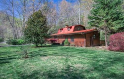 4989 W Buffalo Road, Robbinsville, NC 28771