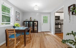 15 Cove Ave, Framingham, MA 01702