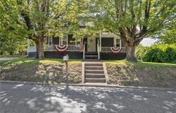 304 Barnwell Street, Thomasville, NC 27360