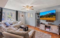 7 Valley Brook Drive, Middlesex, NJ 08846