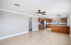 305 S Nickens Ave, Gonzales, LA 70737