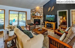 489 Saint Andrews Road, Beech Mountain, NC 28604