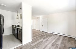 138 Clinton Place, Hackensack, NJ 07601