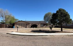 725 TERRACE Dr, Las Vegas, NM 87701