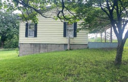 902 Grand Avenue, Forest City, MO 64451