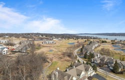 1018 Terrace Ct, Lake Geneva, WI 53147