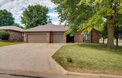 1107 W Tracy Street, Springfield, MO 65807
