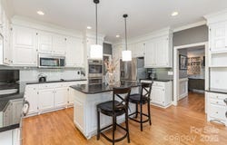 905 Mangionne Drive, Matthews, NC 28105