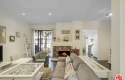 8171 Racepoint Dr, Huntington Beach, CA 92646