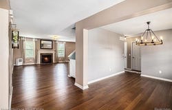 1246 Secretariat Way, Howell, MI 48843