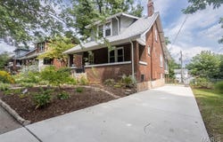 7257 Richmond Place, Maplewood, MO 63143