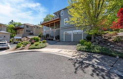 2229 SE Linden Lane, Grants Pass, OR 97527