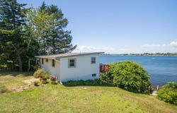 43 West Shore Road, Harpswell, ME 04003