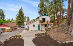 1242 SW Silver Lake Boulevard, Bend, OR 97702
