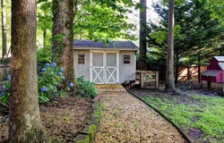 100  Middlewood Ln, Yorktown, VA 23692