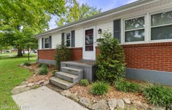 12110 Saint Clair Dr, Louisville, KY 40243