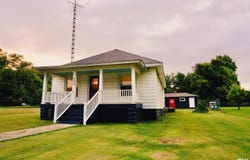 600 E ROOSEVELT Avenue, Duquoin, IL 62832