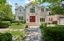 6857 N Knox Avenue, Lincolnwood, IL 60712