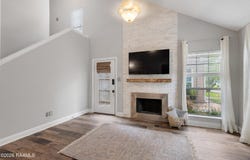 204 Long Plantation Boulevard, Lafayette, LA 70508