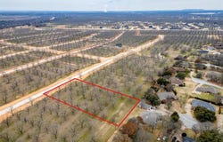 1112 E Landings N, Granbury, TX 76049