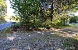 3375 Nc 126 Highway, Morganton, NC 28655