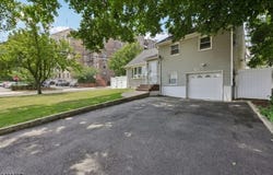1 Franklin Pl, Hackensack City, NJ 07601
