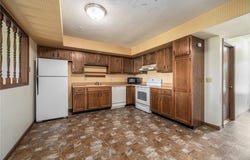 326 N Ryan's Way, St Joseph, MO 64506