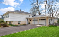 11 Willow Drive, Suffern, NY 10901