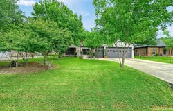 218 Cayuga Trail, Lake Kiowa, TX 76240