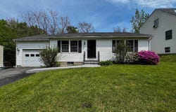 32 Albe Drive, Bennington, VT 05201