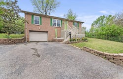 618 Aqua Avenue, Harrodsburg, KY 40330