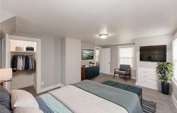 59 E 221 Street, Euclid, OH 44123