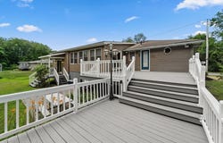 15 Chunis Ave, Millbury, MA 01527