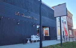 105 E FRANKLIN Street, Sesser, IL 62884