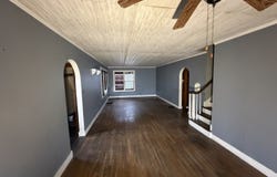 140 S 4th Street, Albion, IL 62806