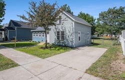 507 N Robert Street, Ludington, MI 49431